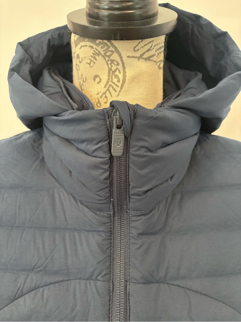 Lululemon Pack It Down Long Jacket in true navy size 4 - Picture 5 of 12
